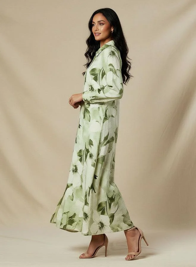 ايكونيك Iconic Trapeze Midi Dress with Floral Print